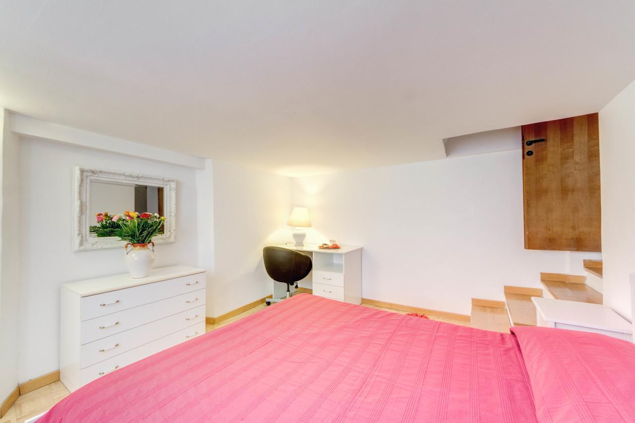 avec 2 chambre Rome Extérieur photo